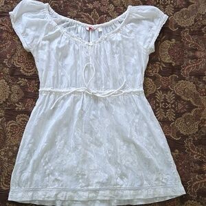 O'Neill Women's Beautiful White Textured with Frills Top